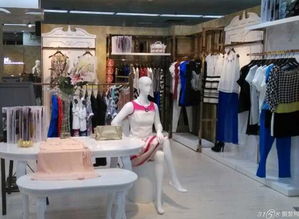 品牌服裝加盟店經(jīng)營攻略 從選址到盈利的全流程解析